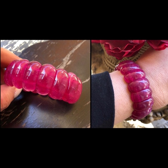 Genuine Agate Raspberry Color Stretch Bracelet - Picture 7 of 7